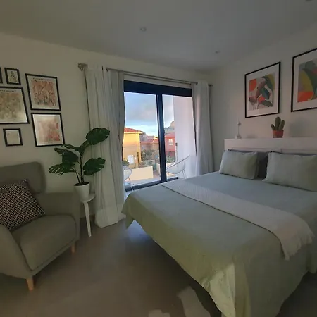 Alquilaencanarias Medano Arecas Apartment *